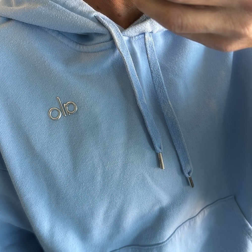 ALO Yoga Light Blue Hoodie - Picture 2 of 10